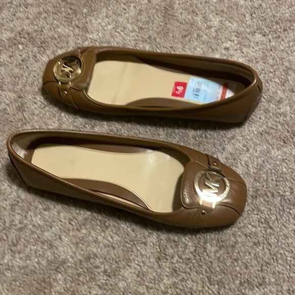 Michael Kors Leather Flats - Picture 3 of 5